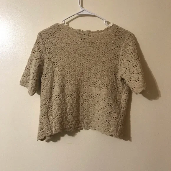 Beige crochet cardigan - Picture 3 of 3